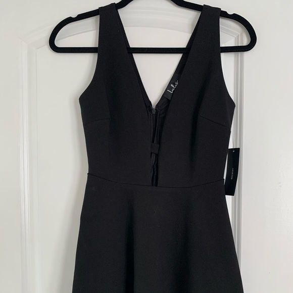 NWT DRESS - Picture 2 of 4